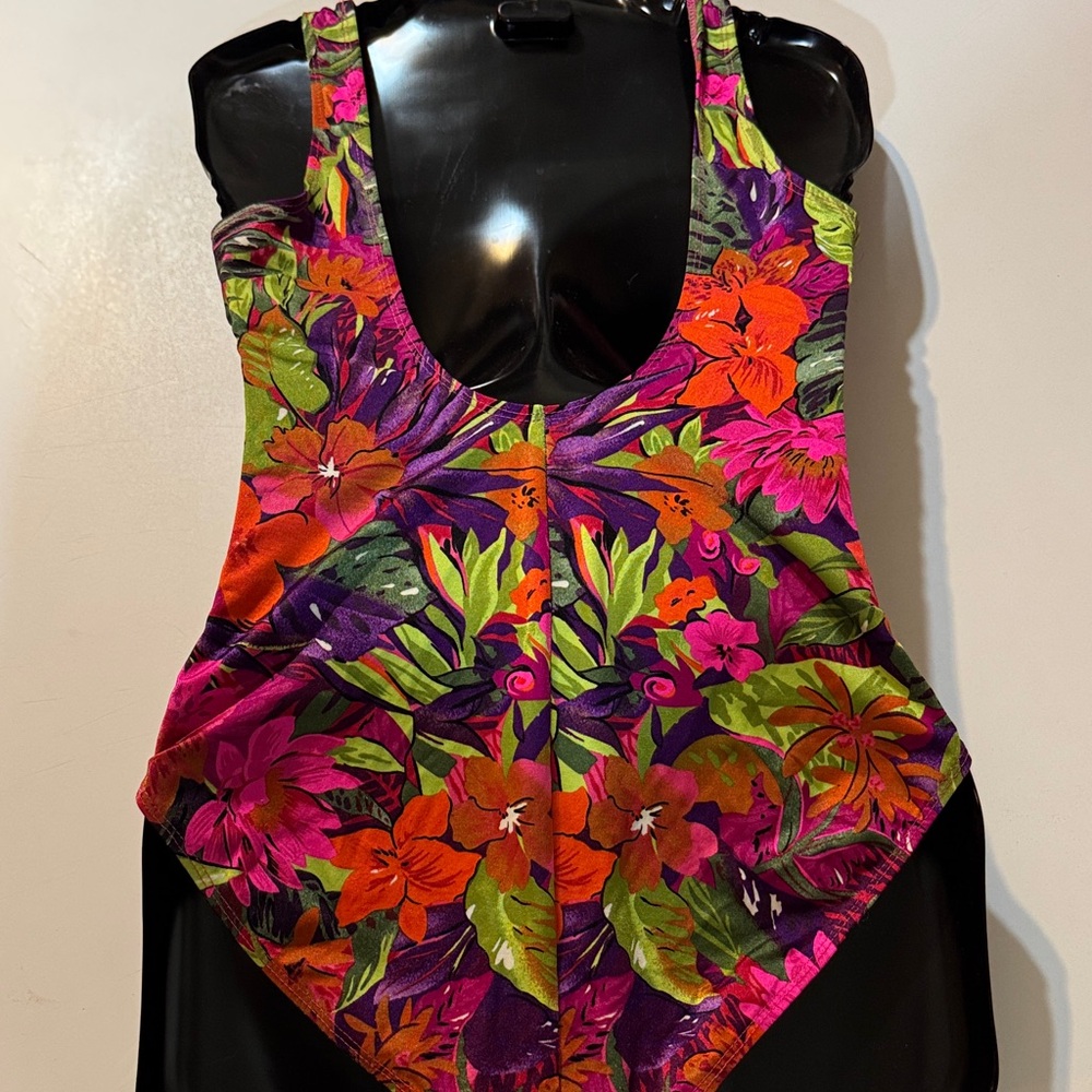 VintageTropical Floral Women's Sunbird  One Piece Swimsuit Made in the USA‎ - Picture 2 of 6